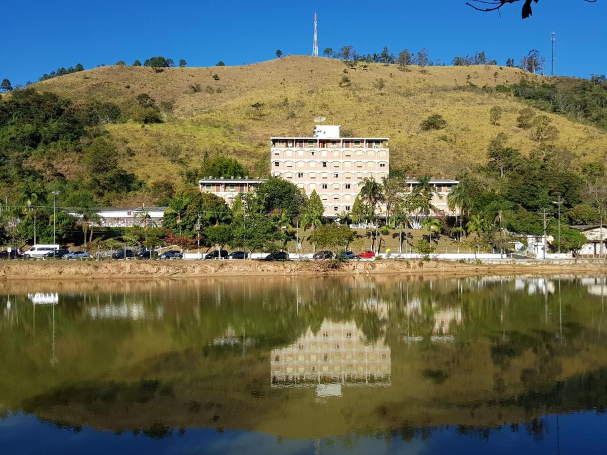 Belo Flat Cavalinho Branco - Aguas De Lindoia公寓 外观 照片